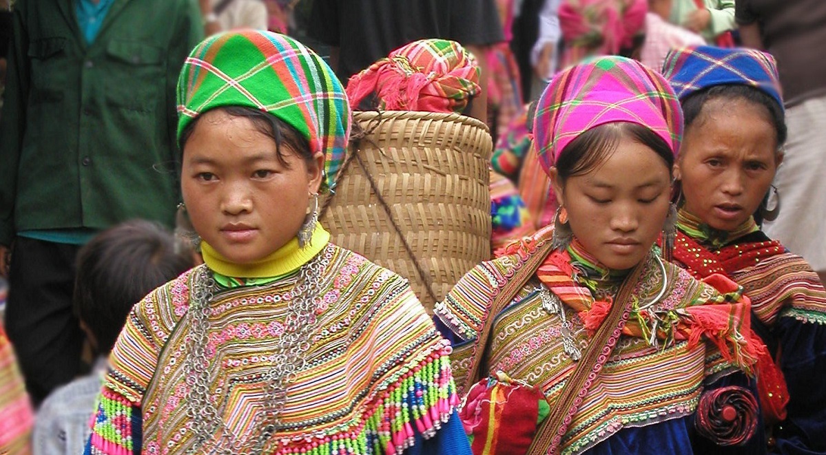 womans hmong, ethnic group in Vietnam