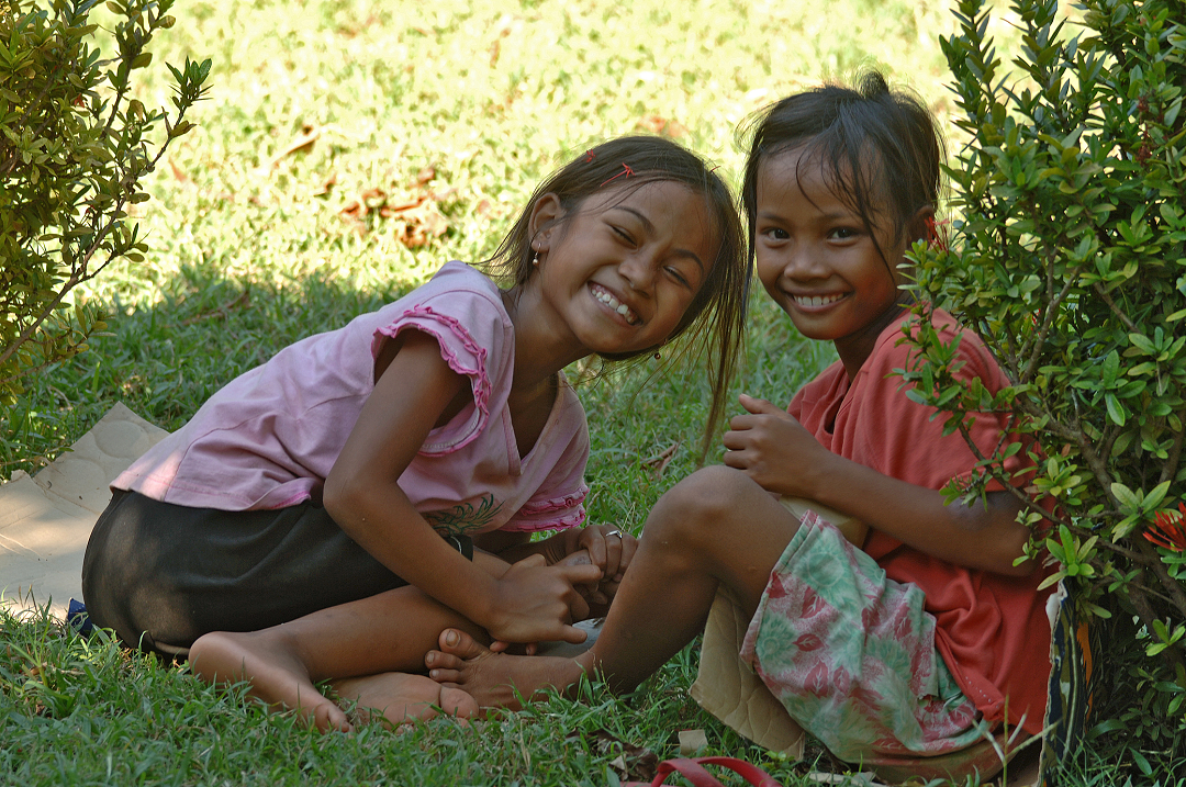 Children in poverty in Southeast Asia and under care from children sponsorship packages